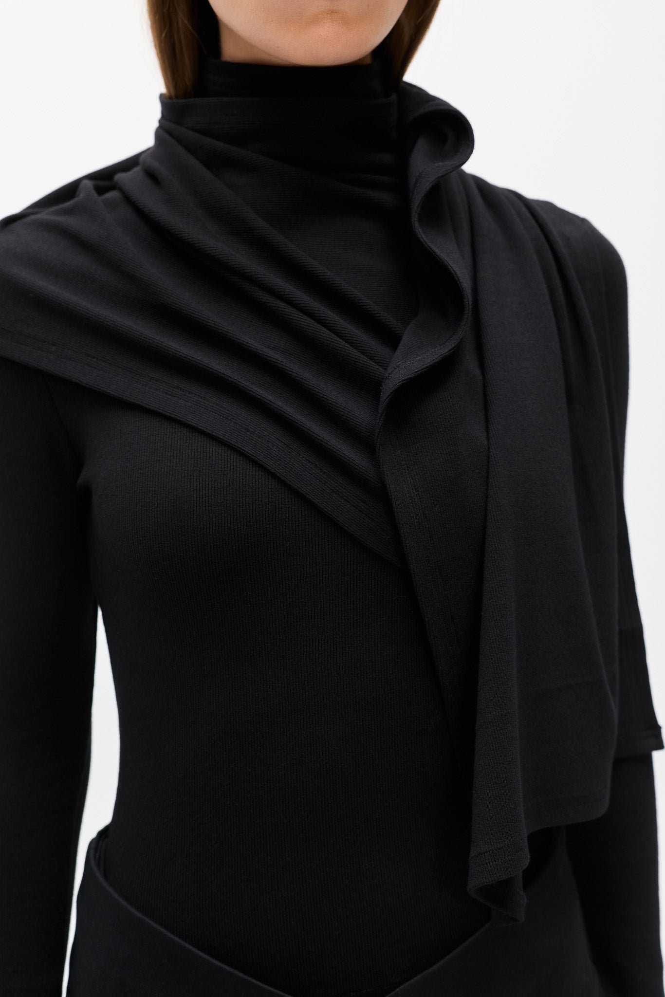 ESTELLE TOP - BLACK